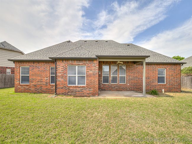 311 E 126 Th St S, House other with 3 bedrooms, 2 bathrooms and null parking in Jenks OK | Image 40