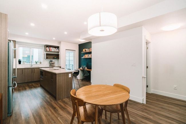 3 - 70 Seaview Dr, Townhouse with 3 bedrooms, 3 bathrooms and 2 parking in Port Moody BC | Image 10
