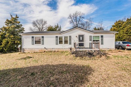 262 Kitchens South Rd, Bowling Green, KY, 42101-9063 | Card Image