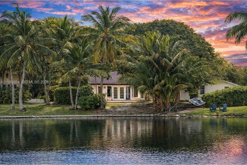 7355 Poinciana Ct, Miami Lakes, FL, 33014-2520 | Card Image