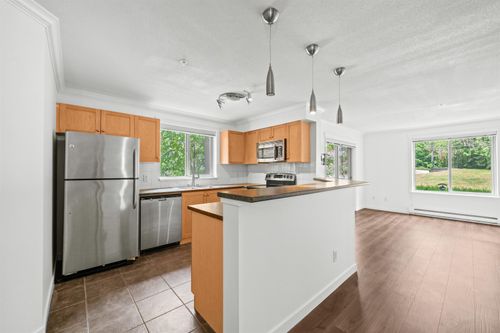 3204-240 Sherbrooke St, New Westminster, BC, V3L0A4 | Card Image