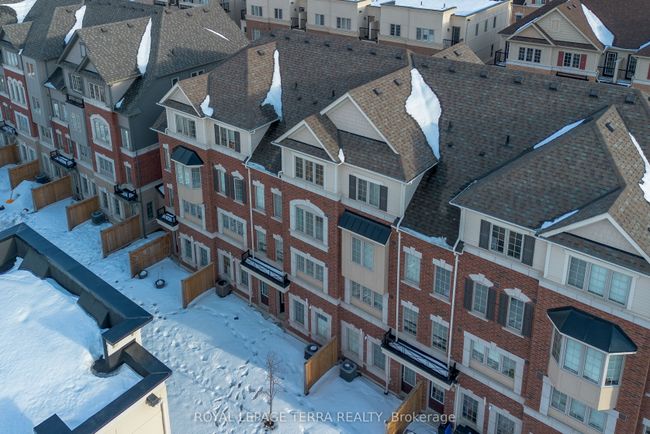 2204 Chevron Prince Path, Condo with 4 bedrooms, 3 bathrooms and 1 parking in Oshawa ON | Image 6