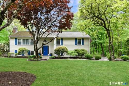 17 Grey Hollow Rd, Norwalk, CT, 06850-1306 | Card Image
