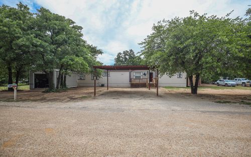 720 Red Oak Farm Rd, Clyde, TX, 79510-3544 | Card Image