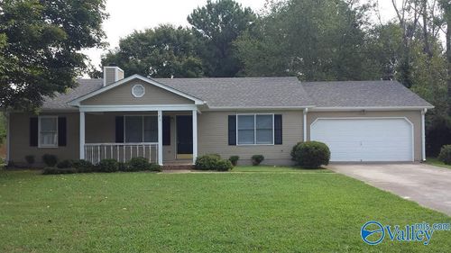 103 Gordon Dr, Madison, AL, 35758-1879 | Card Image
