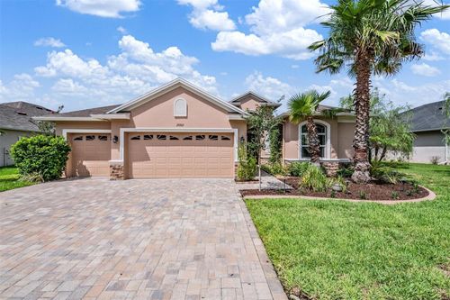 27205 Hawks Nest Cir, Wesley Chapel, FL, 33544-3426 | Card Image