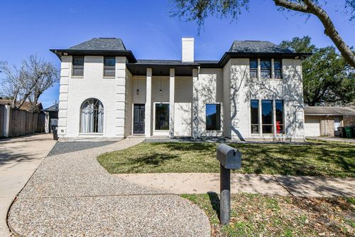 7722 Moondance Ln, Houston, TX, 77071-2623 | Card Image