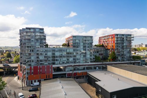 909-955 E Hastings Street, Vancouver, BC, V6A0G8 | Card Image