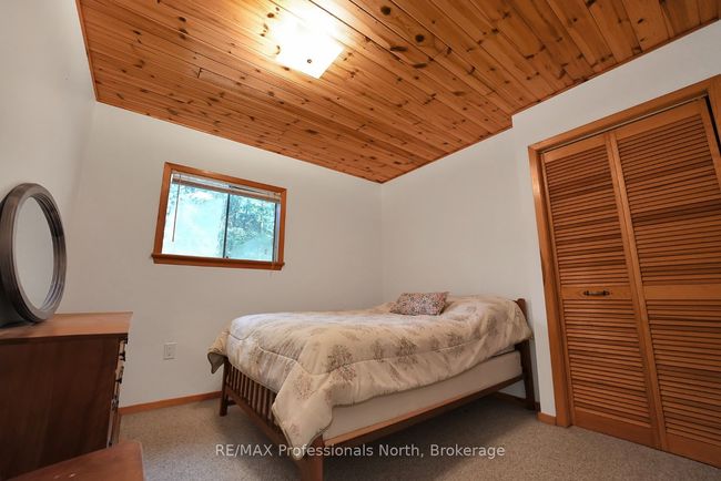 6547 Kennisis Lake Rd, House other with 3 bedrooms, 1 bathrooms and 3 parking in Haliburton ON | Image 22