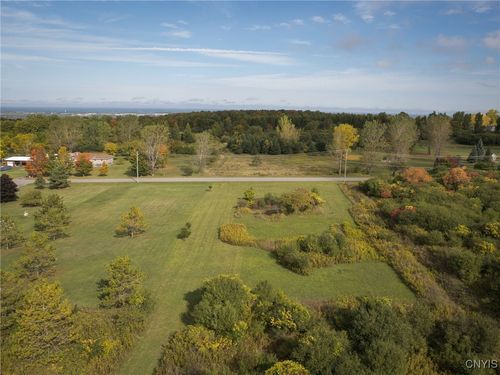 22772 Swan Rd, Watertown, NY, 13601-5372 | Card Image
