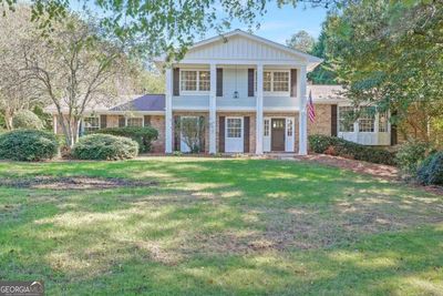 11285 Cranwood Cove, House other with 4 bedrooms, 3 bathrooms and null parking in Roswell GA | Image 1