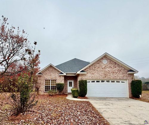 132 Montrose Ln, Centerville, GA, 31028-8552 | Card Image