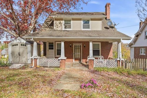 620 Riverland Rd Se, Roanoke, VA, 24014-2516 | Card Image