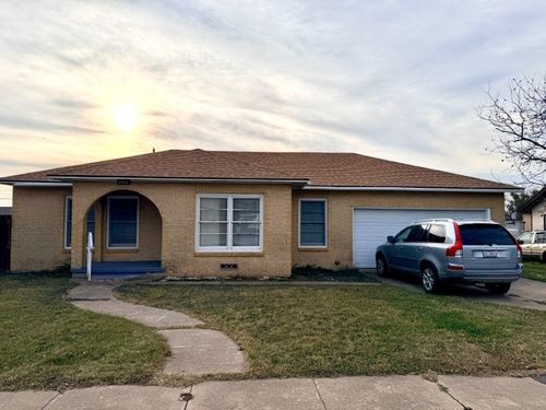 1417 Reynolds St, Goldthwaite, TX, 76844-2519 | Card Image