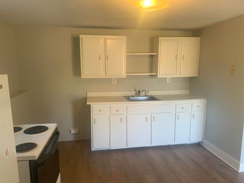 14 Preble St, Dover, NH, 03820-3119 | Card Image