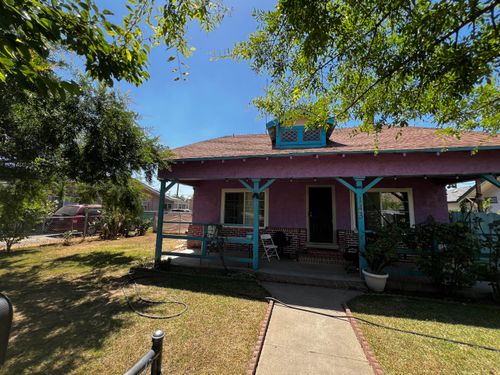 143 N Harvard Ave, Lindsay, CA, 93247-2301 | Card Image