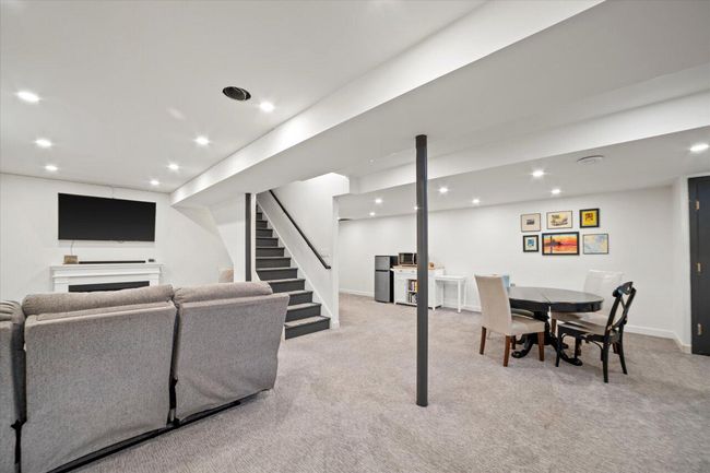 2521 W Wending Drive, House other with 4 bedrooms, 2 bathrooms and null parking in Glendale WI | Image 36