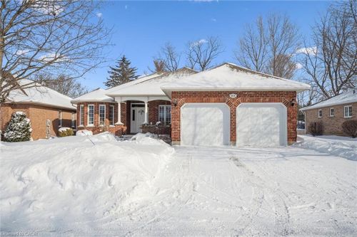 144 Golf Links Dr, Baden, ON, N3A3P1 | Card Image