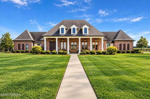 433 Langlinais Rd, Youngsville, LA, 70592-6156 | Card Image