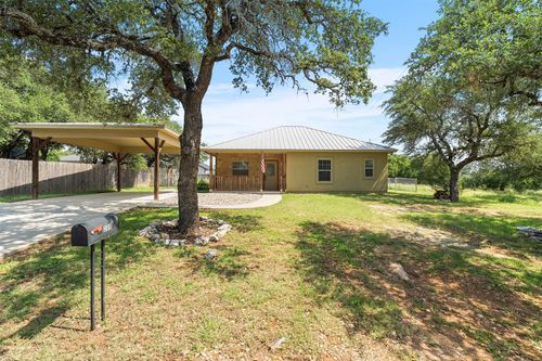 300 Knights Row, Horseshoe Bay, TX, 78657-2112 | Card Image