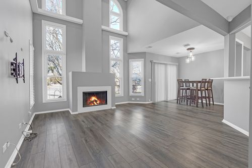 730 Hamilton Cir, Schaumburg, IL, 60194-2567 | Card Image