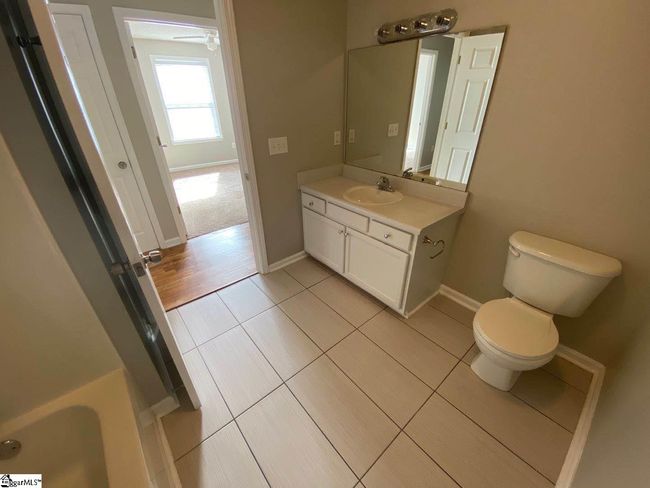 202 Pelham Square Way, Condo with 3 bedrooms, 2 bathrooms and null parking in Greer SC | Image 7