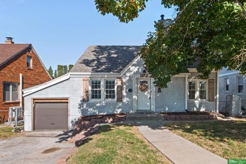 4412 Center St, Omaha, NE, 68105-2436 | Card Image