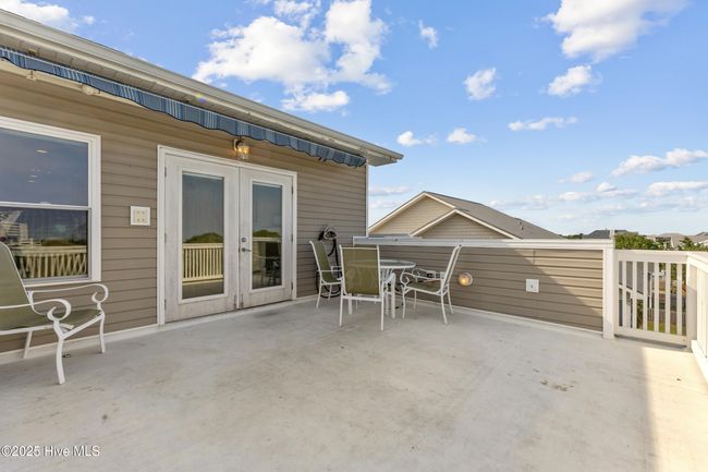 3rd floor deck (off living room ) | Image 12