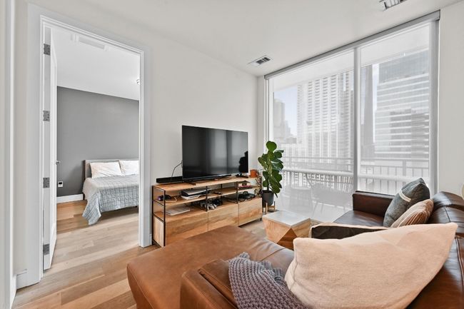 UNIT-1505 - 222 West Ave, Condo with 1 bedrooms, 1 bathrooms and 1 parking in Austin TX | Image 9