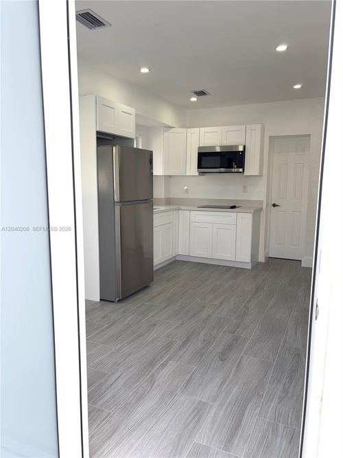 2-14974 Sw 298th Ter, Homestead, FL, 33033-3756 | Card Image