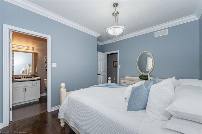 5 - 19 Simmonds Dr, Townhouse with 2 bedrooms, 4 bathrooms and 4 parking in Guelph ON | Image 23