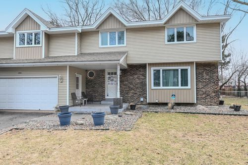 2904 Silver Lake Ct Ne, Saint Anthony, MN, 55421-3453 | Card Image