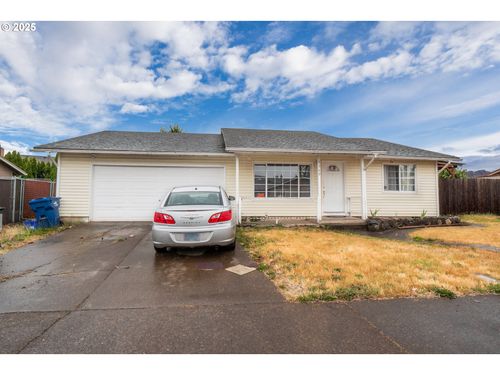 5360 B St, Springfield, OR, 97478-6152 | Card Image