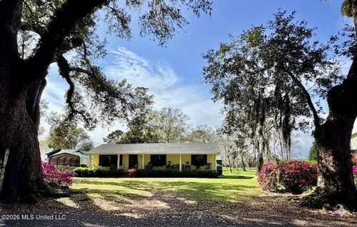 5319 Griffin St, Moss Point, MS, 39563-2021 | Card Image