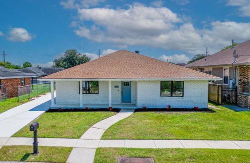 4711 Eunice St, New Orleans, LA, 70127-3419 | Card Image