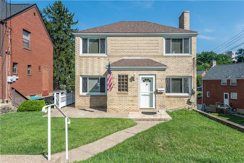3842 Lawnview Ave, Brentwood, PA, 15227-3238 | Card Image