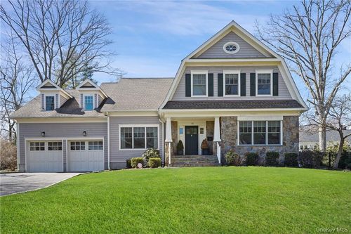 81 Spier Rd, Scarsdale, NY, 10583-7318 | Card Image