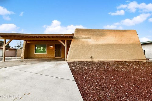 8651 E Toronto Pl, Tucson, AZ, 85730-2717 | Card Image