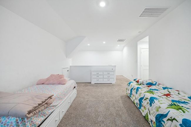 922 Forest Vw, House other with 5 bedrooms, 3 bathrooms and 3 parking in New Caney TX | Image 23