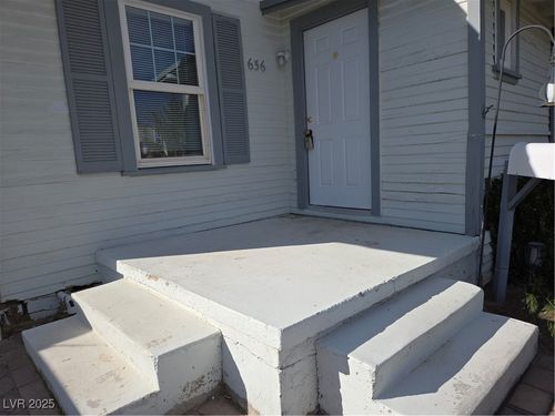 636 Avenue C, Boulder City, NV, 89005-2738 | Card Image