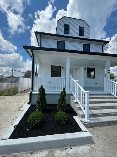 b-1100 West Ave, Ocean City, NJ, 08226-3351 | Card Image