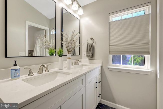 45509 Trail Run Ter, Townhouse with 3 bedrooms, 3 bathrooms and null parking in STERLING VA | Image 45