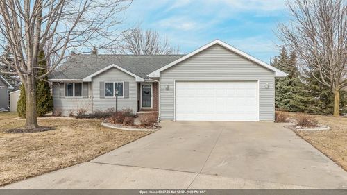 103 Green Way Drive, Combined Locks, WI, 54113 | Card Image