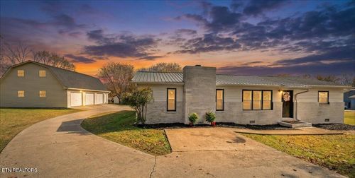 326 Greenwood Cir, Madisonville, TN, 37354-1098 | Card Image