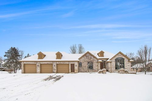 2825 Shadow Wood Drive, Holt, MI, 48842 | Card Image