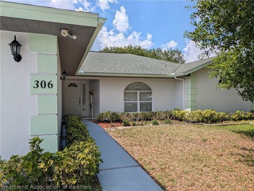 306 W Waterway Ave Nw, Lake Placid, FL, 33852-6711 | Card Image