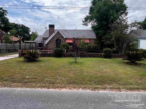 1317 Wilson Ave, Pensacola, FL, 32507-2244 | Card Image
