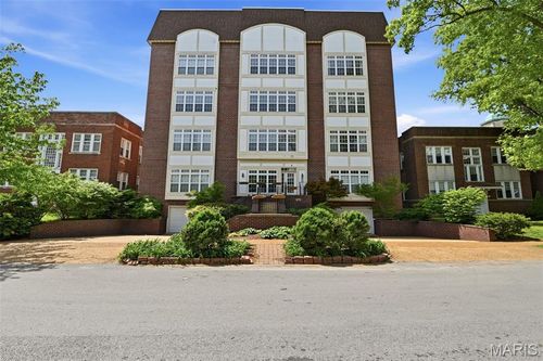 2w-6404 Cates Ave, Saint Louis, MO, 63130-3456 | Card Image