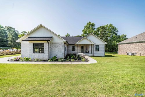 619 Crestman Dr Sw, Arab, AL, 35016-6701 | Card Image