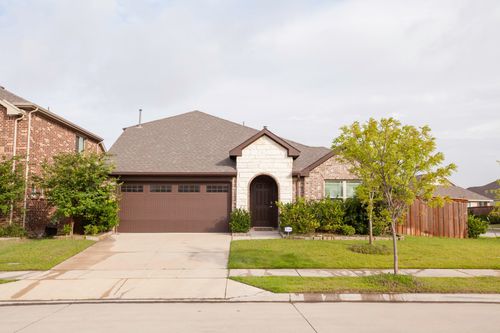3811 Thomas Plains Dr, Heartland, TX, 75126-3518 | Card Image